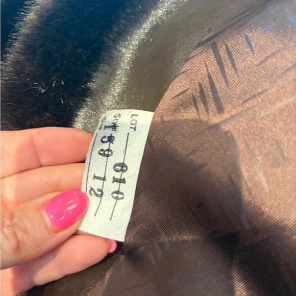 Vintage Tissavel Faux Fur Coat | M–L | Plush Statement Winter Coat - Picture 5 of 7